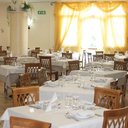 Hotel Ristorante La Torretta Bianzè Exterior foto